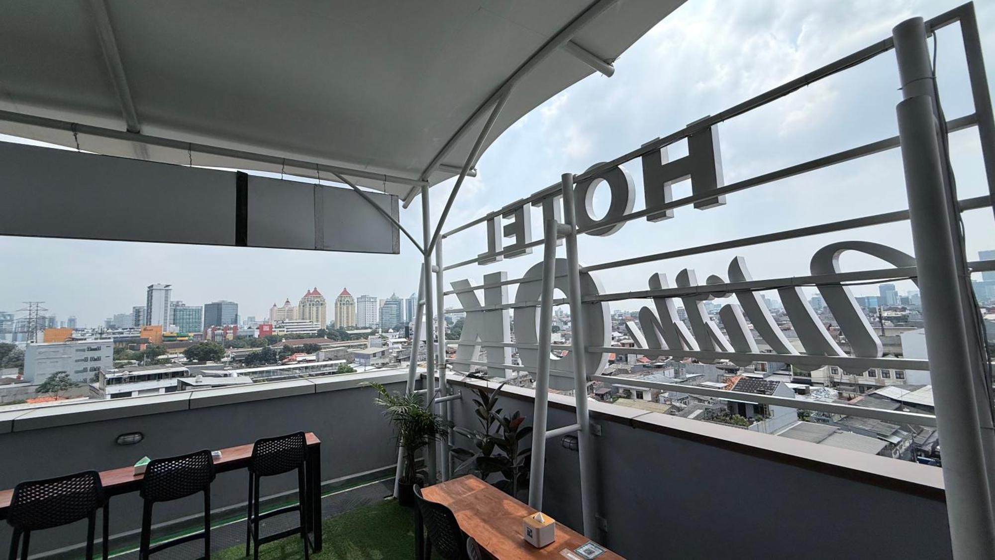 Hotel With Ok